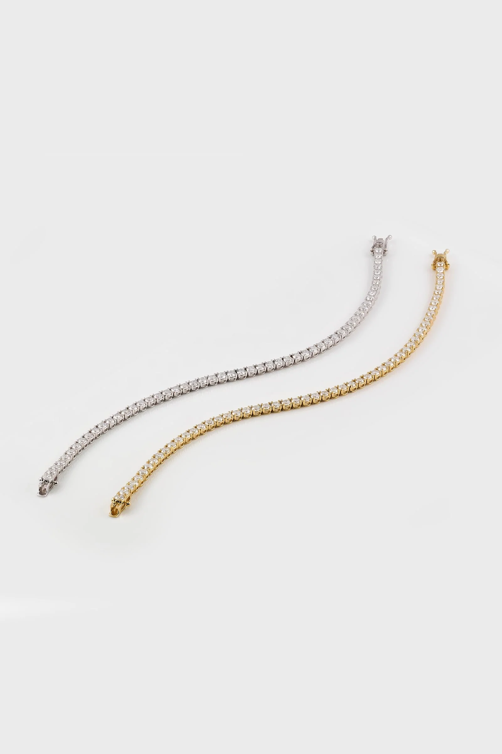 Carrie... 5.40 Carat Lab Grown Diamond Tennis Bracelet In Yellow Gold - Image 3